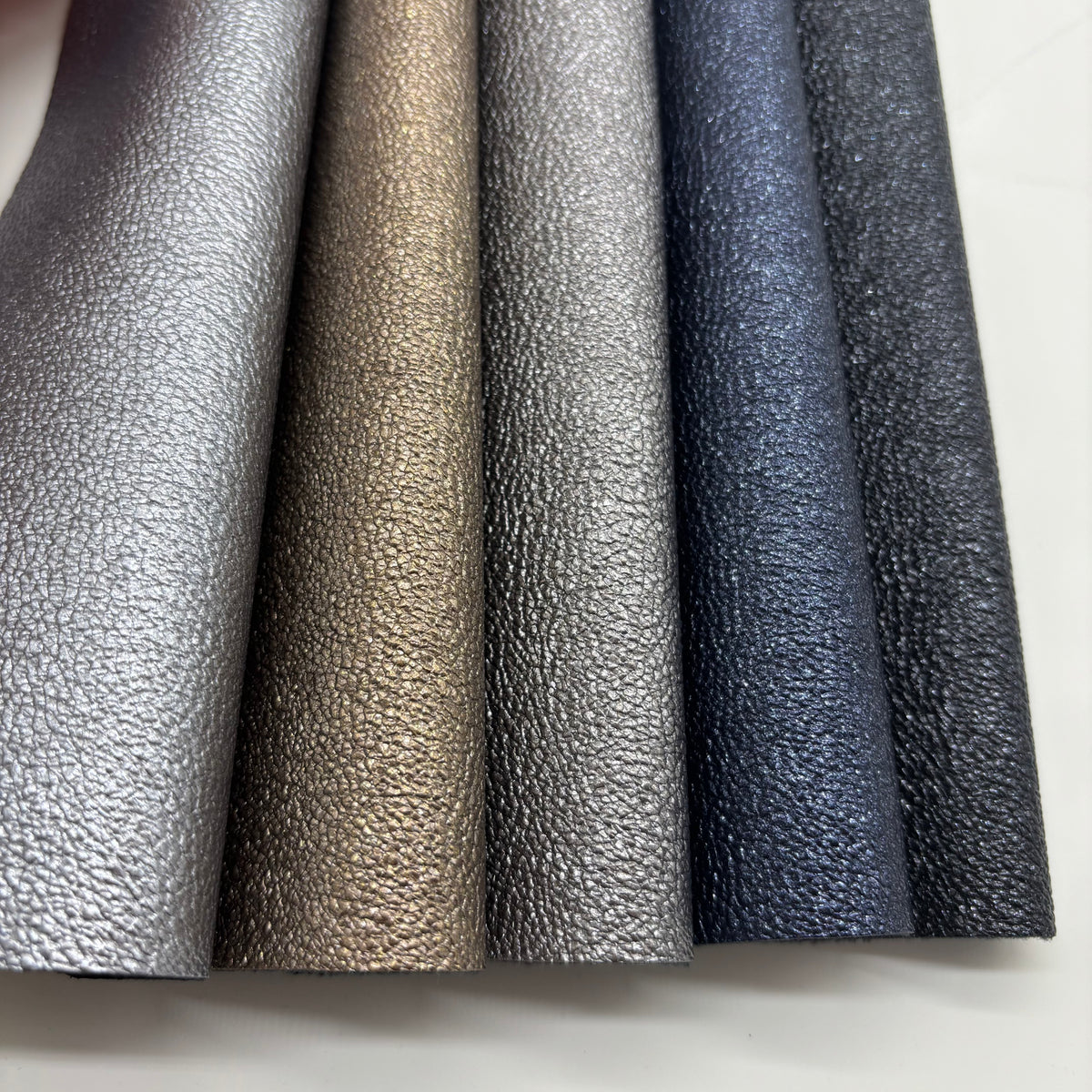 Metallic PU Synthetic Leather – Glitter Pearl Finish for Footwear & Bags